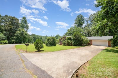 /international/us/165-fieldstone-farm-drive-statesville-nc-110100515734/