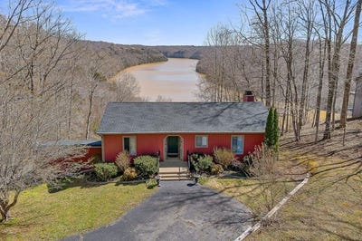 /international/us/292-red-bud-dr-smithville-tn-110098128915/