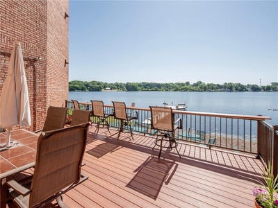 /international/us/329-geneva-avenue-n-oakdale-mn-110100720992/