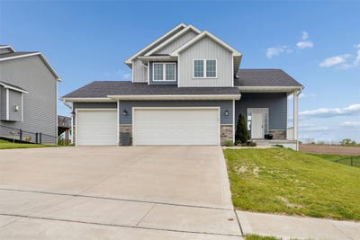 /international/us/1508-w-lincoln-place-indianola-ia-110107830988/