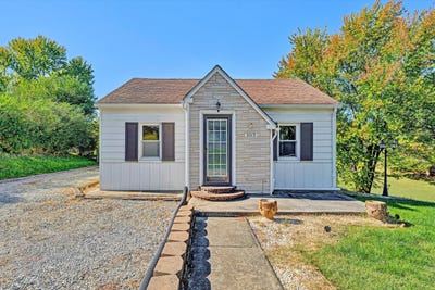 /international/us/2013-mulberry-st-salem-va-110120853406/