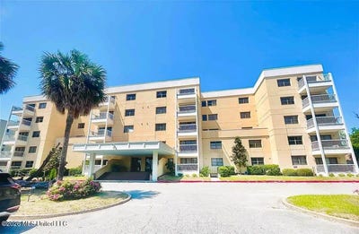 /international/us/1130-beach-boulevard-lot-207-biloxi-ms-110107434855/