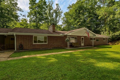 /international/us/2-kingsbury-drive-huntington-wv-110119308379/