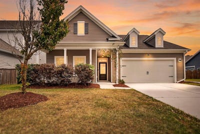 /international/us/1510-dawn-mist-way-charleston-sc-110107735561/