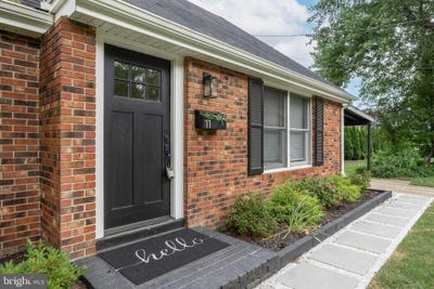 /international/us/11-e-sutton-avenue-moorestown-nj-110100757602/