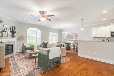 /international/us/1501-suzanne-lane-lexington-nc-110108532519/