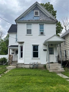 /international/us/410-walnut-street-elmira-ny-110108232195/