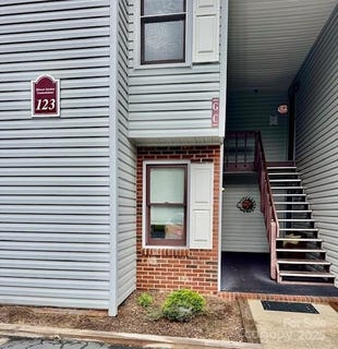 /international/us/123-23rd-street-nw-unit-c-hickory-nc-110101451349/