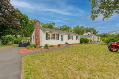 /international/us/132-oak-ridge-dr-ayer-ma-110109011992/