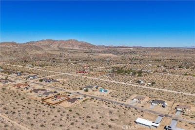 /international/us/62423-crestview-drive-joshua-tree-ca-110110327840/