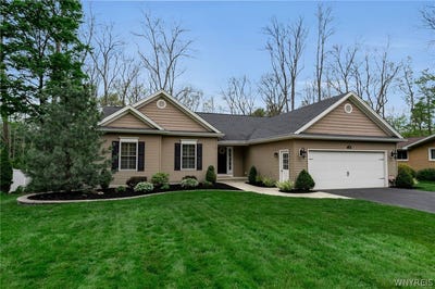 /international/us/30-nieman-drive-orchard-park-ny-110108196653/