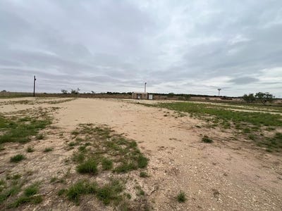 /international/us/1301-baze-st-snyder-tx-110102098513/
