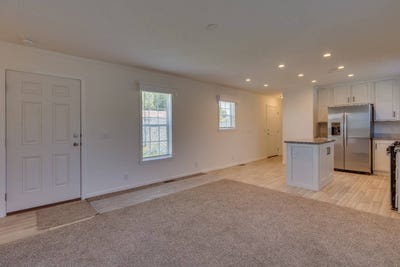 /international/us/140-kingsway-drive-north-mankato-mn-110105504203/