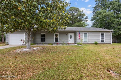 /international/us/101-eastview-court-jacksonville-nc-110107693227/