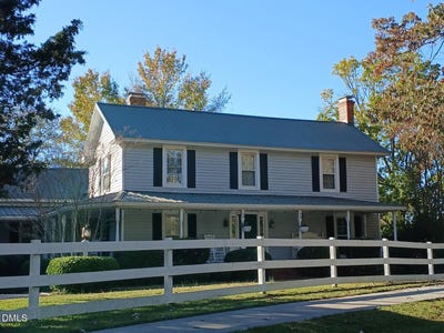 /international/us/1920-kelly-road-apex-nc-110108152236/