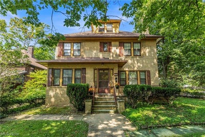 /international/us/3375-fairmount-boulevard-cleveland-heights-oh-110110187374/