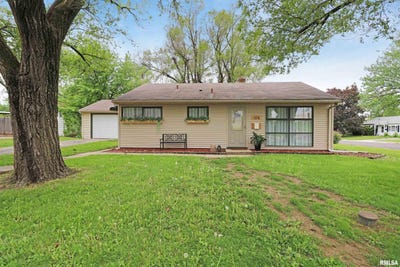 /international/us/934-w-ridgemont-road-peoria-il-110107895196/