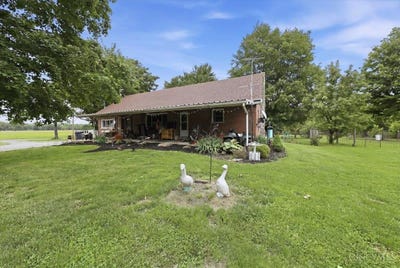 /international/us/10574-west-fork-road-franklin-twp-oh-110108364338/