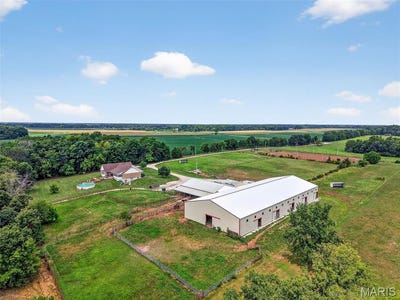 /international/us/16400-pleasant-hill-road-wright-city-mo-110101934760/