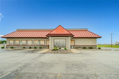 /international/us/4111-timberlake-drive-pontoon-beach-il-110100977466/