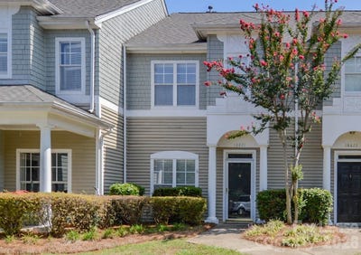 /international/us/18821-silver-quay-drive-cornelius-nc-110108229175/