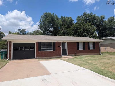 /international/us/611-hazel-drive-burkburnett-tx-110100865577/