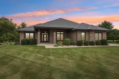 /international/us/318-cypress-pt-north-prairie-wi-110109190735/
