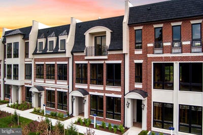 /international/us/7047-liberty-lane-mclean-va-110104867498/