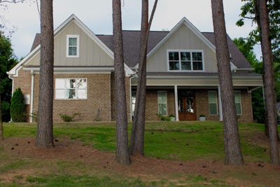 /international/us/3636-vanderbilt-way-fultondale-al-110108201926/