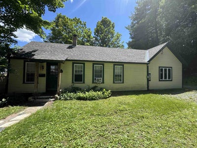 /international/us/10-west-hill-road-ludlow-vt-110108935472/