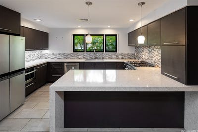 /international/us/4103-kahala-avenue-honolulu-hi-110105803713/