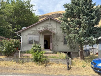 /international/us/115-main-st-wishram-wa-110101145506/