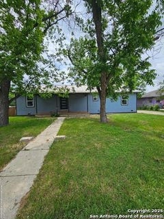/international/us/1126-w-lullwood-ave-san-antonio-tx-110098682734/