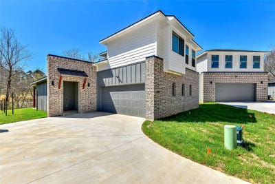 /international/us/3260-crawford-denison-tx-110106757592/