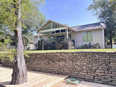 /international/us/212-ma-county-rd-3215-jefferson-tx-110109841722/