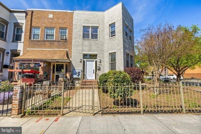 /international/us/642-15th-street-ne-washington-dc-110107317501/