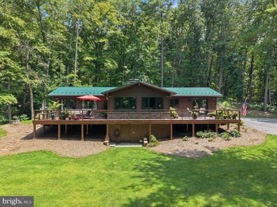 /international/us/2250-jewell-hollow-road-luray-va-110120580150/