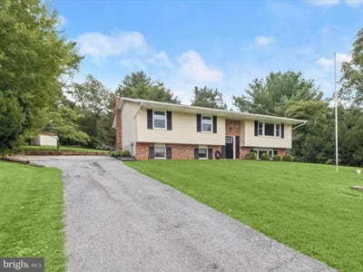 /international/us/4691-scotsworth-way-sykesville-md-110101459283/
