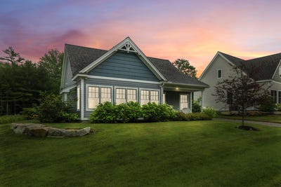 /international/us/16-frontier-way-arundel-me-110100679554/