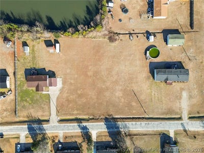/international/us/lake-drive-lumberton-nc-110108139601/