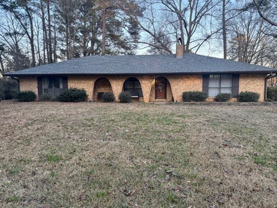 /international/us/220-hillcrest-drive-kosciusko-ms-110105327337/