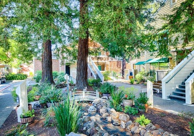 /international/us/901-russell-avenue-santa-rosa-ca-110109213825/