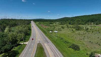 /international/us/us2-highway-norway-mi-110092758219/