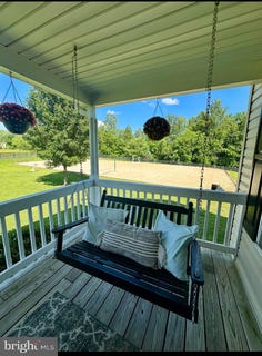 /international/us/48-maddox-lane-amissville-va-110100188621/