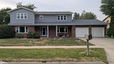 /international/us/120-woodbine-mason-city-ia-110119754211/