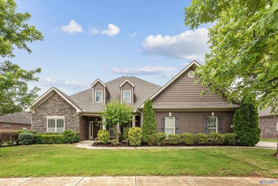 /international/us/103-legend-mill-circle-madison-al-110108357178/