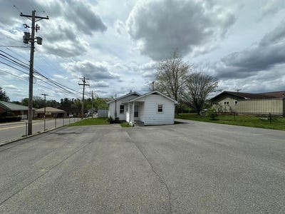 /international/us/100-kinzer-street-beckley-wv-110099032201/