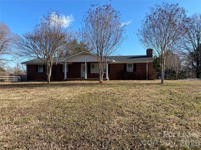 /international/us/203-ratchford-farm-road-gastonia-nc-110105076347/