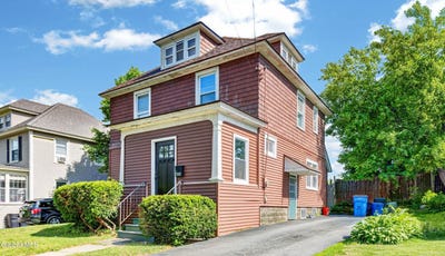 /international/us/404-prospect-street-johnstown-ny-110108640175/