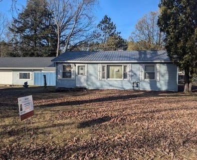 /international/us/8840-w-ludington-drive-lake-mi-110098831032/